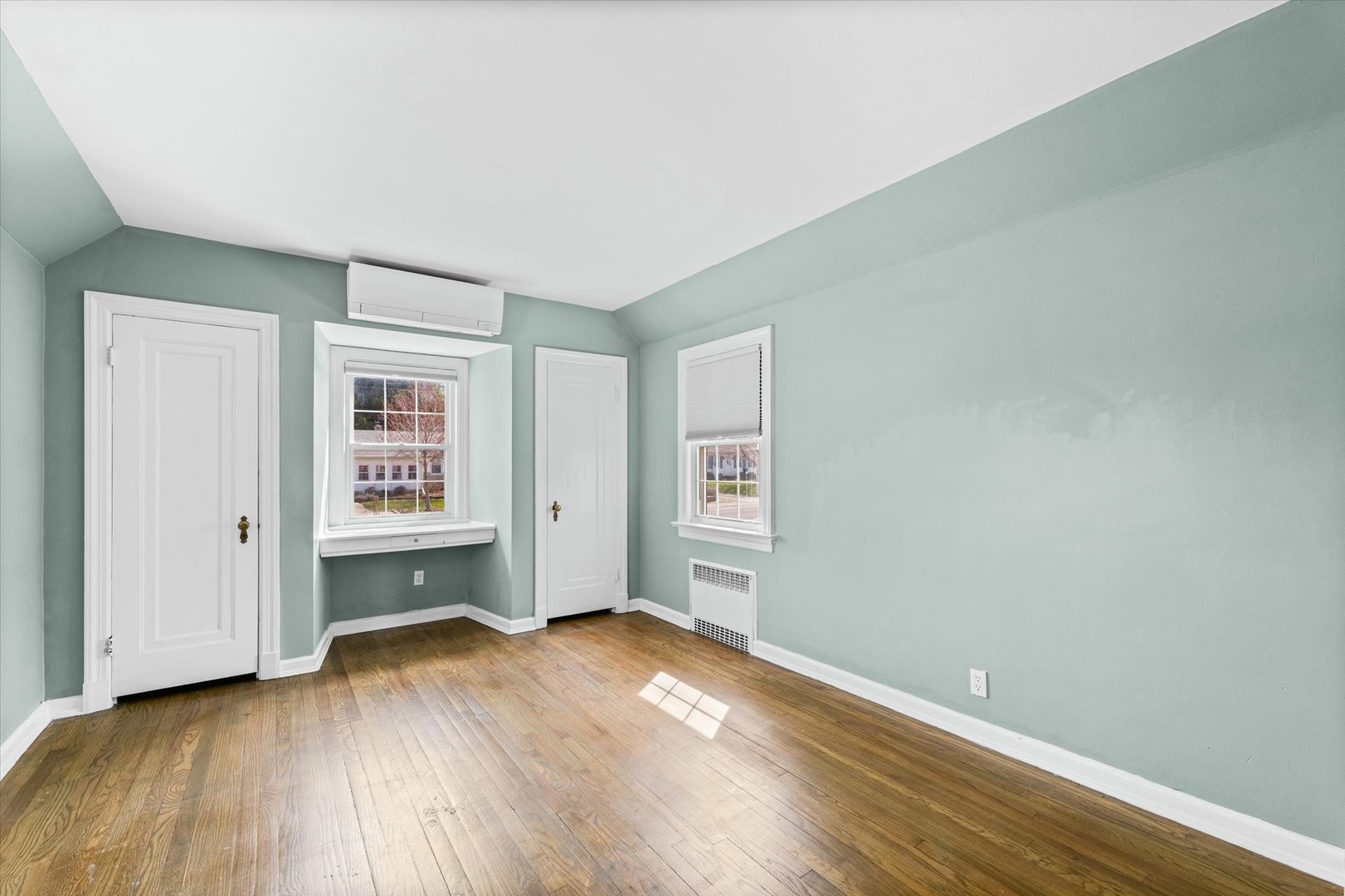 605 South Russell Street Champaign, IL 61821 - Photo 12 of 27