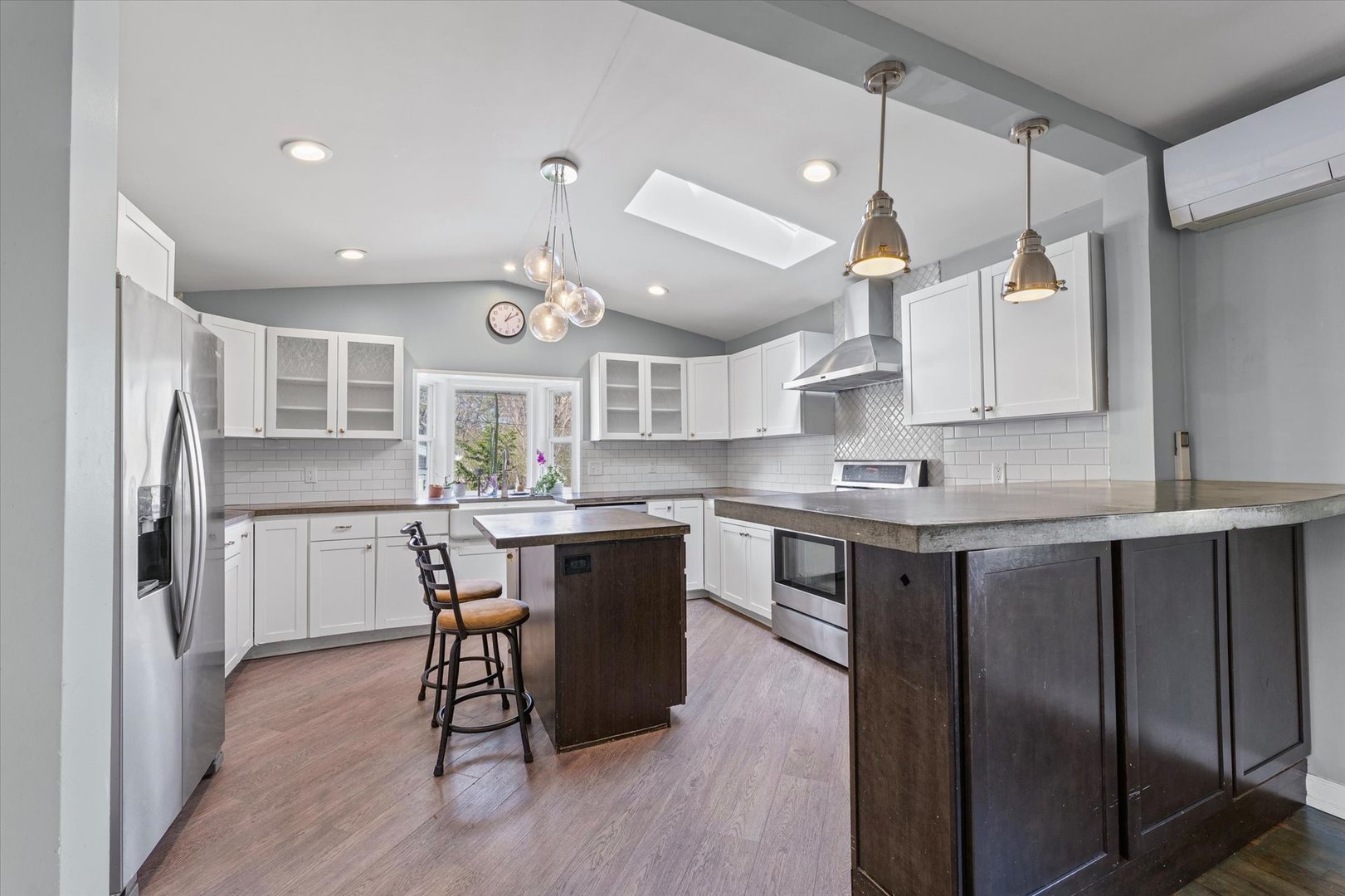 605 South Russell Street Champaign, IL 61821 - Photo 7 of 27