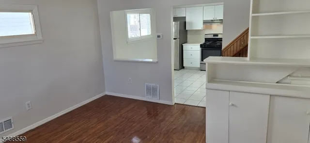 $4,000 | 260 Everett Road, Parsippany, NJ 07054