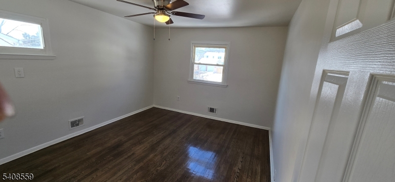 260 Everett Road Parsippany, NJ 07054 - Photo 4 of 29