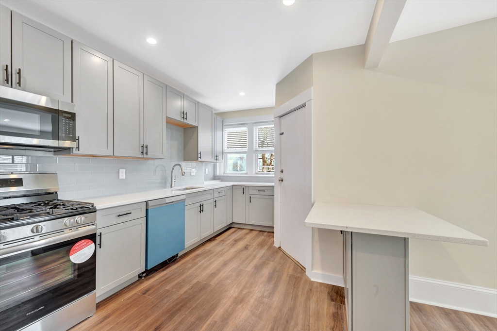 105 School Street, Unit 2 Boston, MA 02119 - Photo 20 of 26