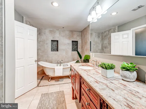 $435,000 | 960 Fell Street, Unit 946, Baltimore, MD 21231