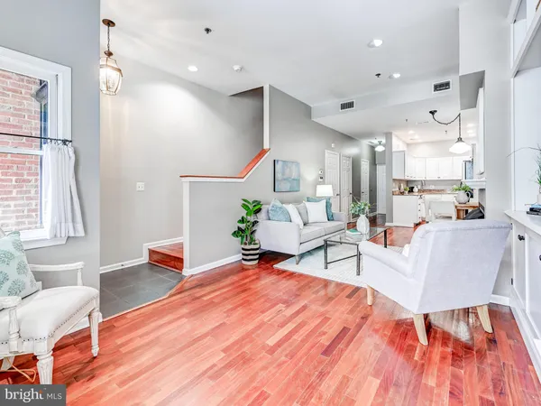 $435,000 | 960 Fell Street, Unit 946, Baltimore, MD 21231