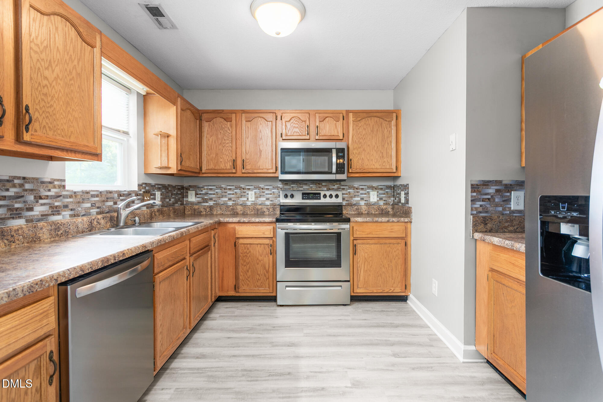 4025 Gloria Ridge Winston-Salem, NC 27107 - Photo 11 of 28 4025 Gloria Ridge-11
