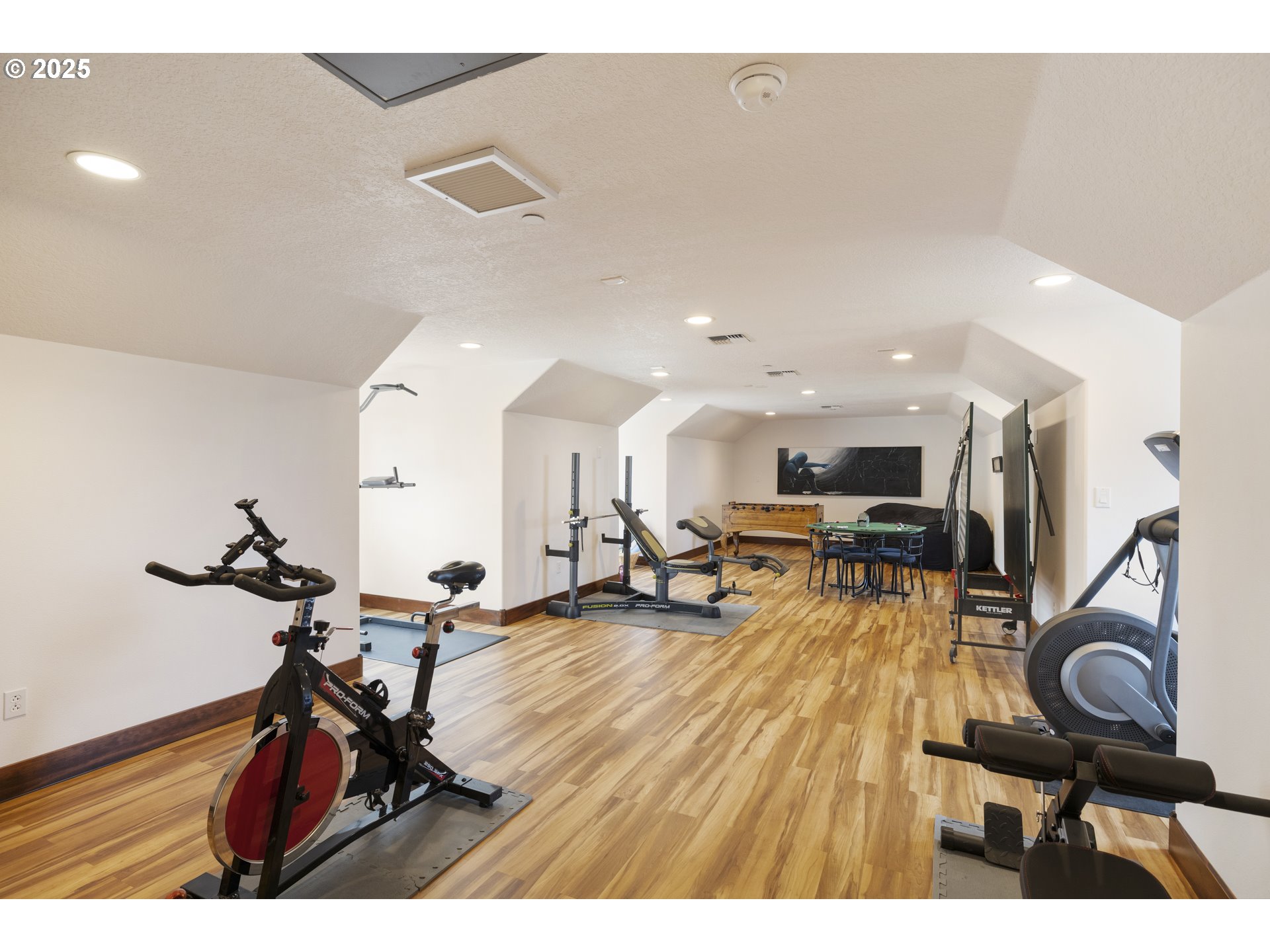 21250 Southwest Jaquith Road Newberg, OR 97132 - Photo 39 of 48 a view of a room with gym equipment