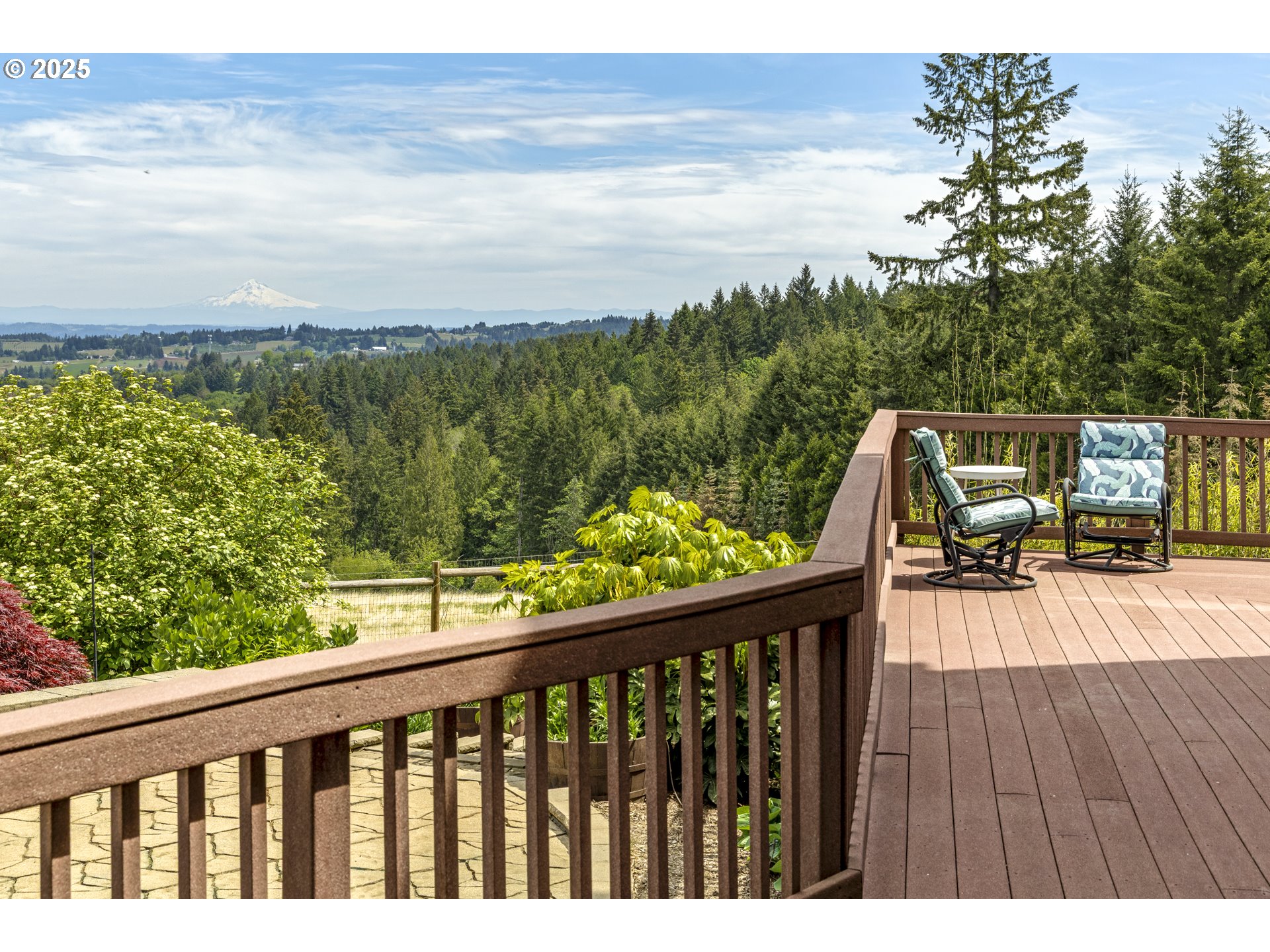21250 Southwest Jaquith Road Newberg, OR 97132 - Photo 41 of 48 a view of balcony with wooden floor and fence