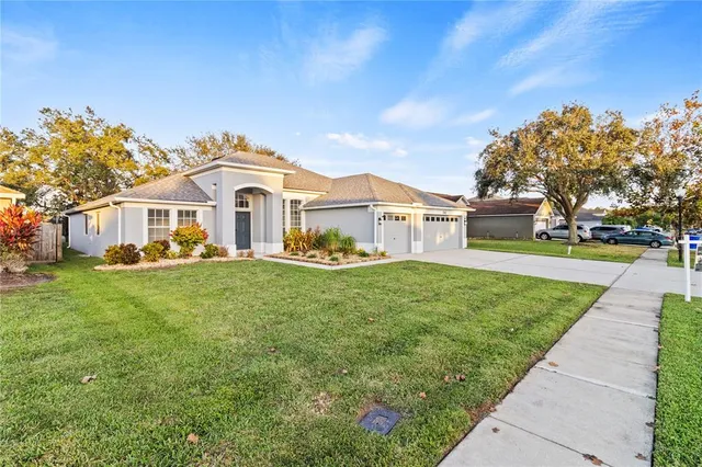 $489,990 | 742 Chamberlin Trail, St. Cloud, FL 34772