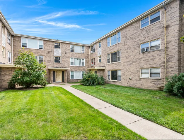 $55,000 | 7911 South Ellis Avenue, Unit 3, Chicago, IL 60619