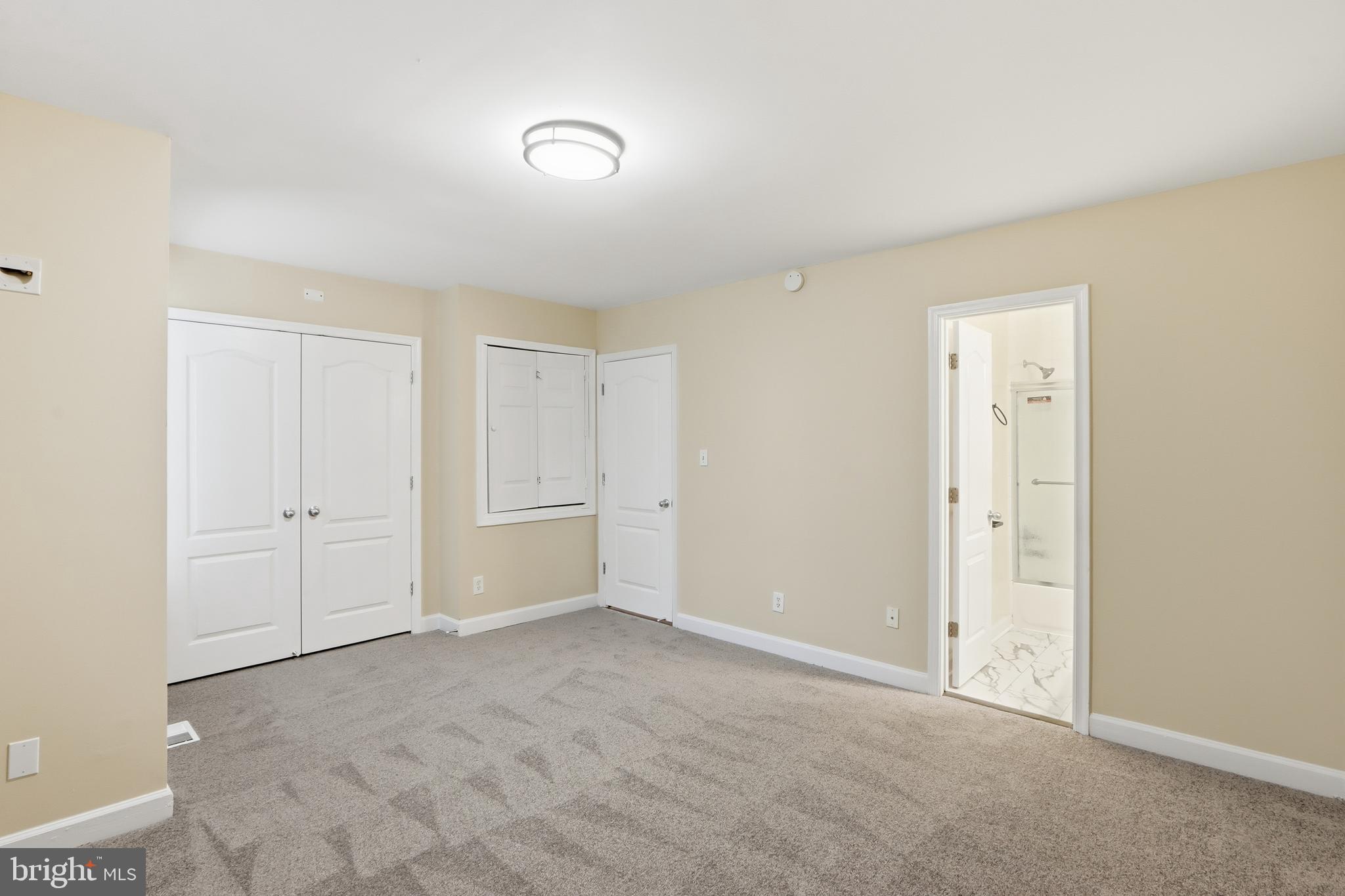 4009 Chesterwood Drive, Unit 4009 Silver Spring, MD 20906 - Photo 4 of 32