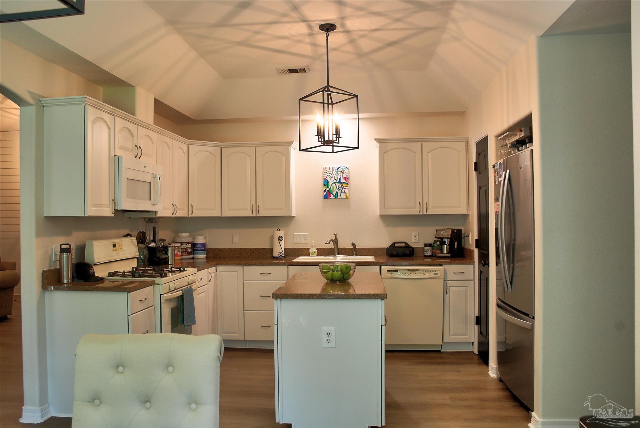 1509 Rivers Street Pensacola, FL 32514 - Photo 11 of 30 Gallery Image 11