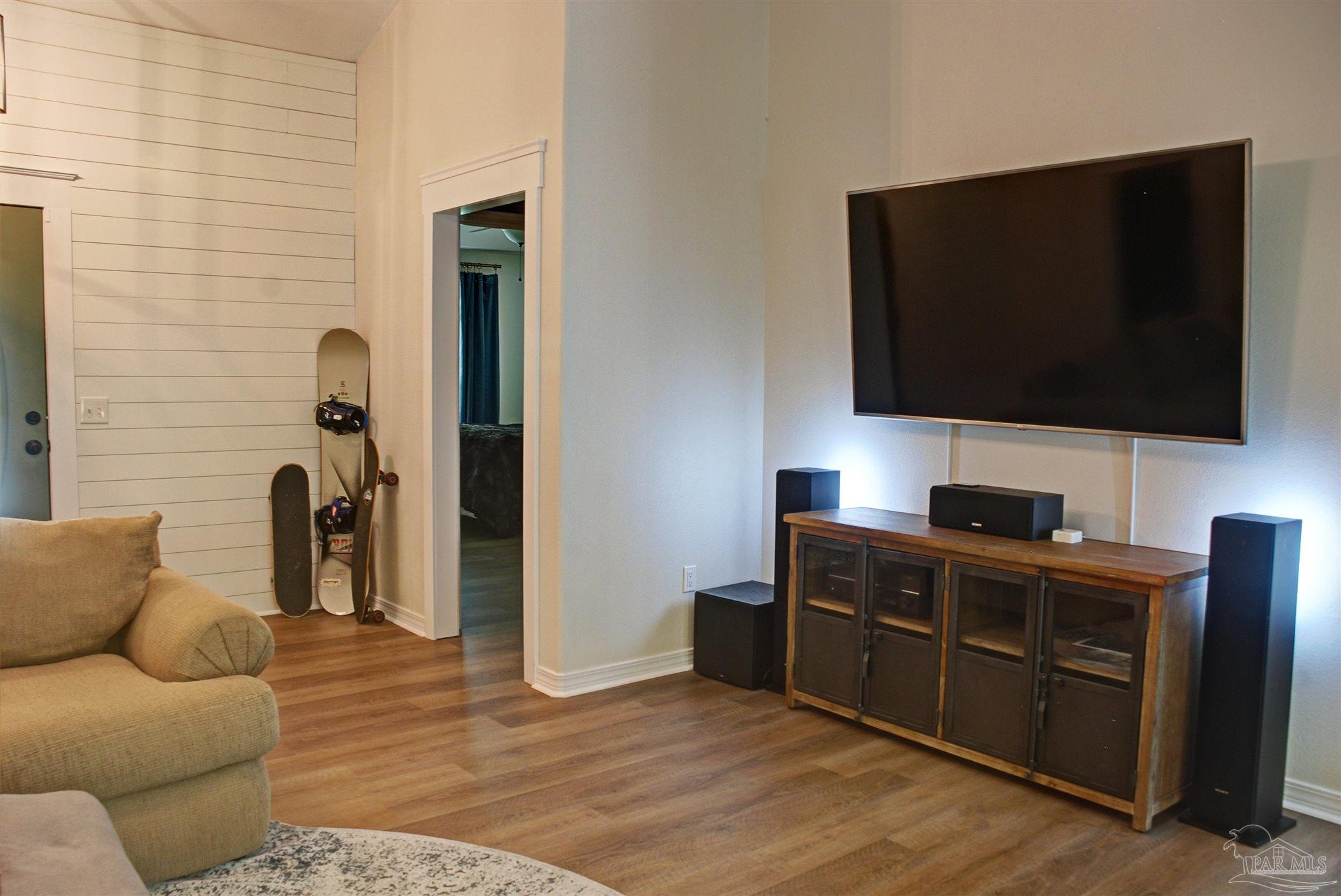1509 Rivers Street Pensacola, FL 32514 - Photo 8 of 30 Gallery Image 8