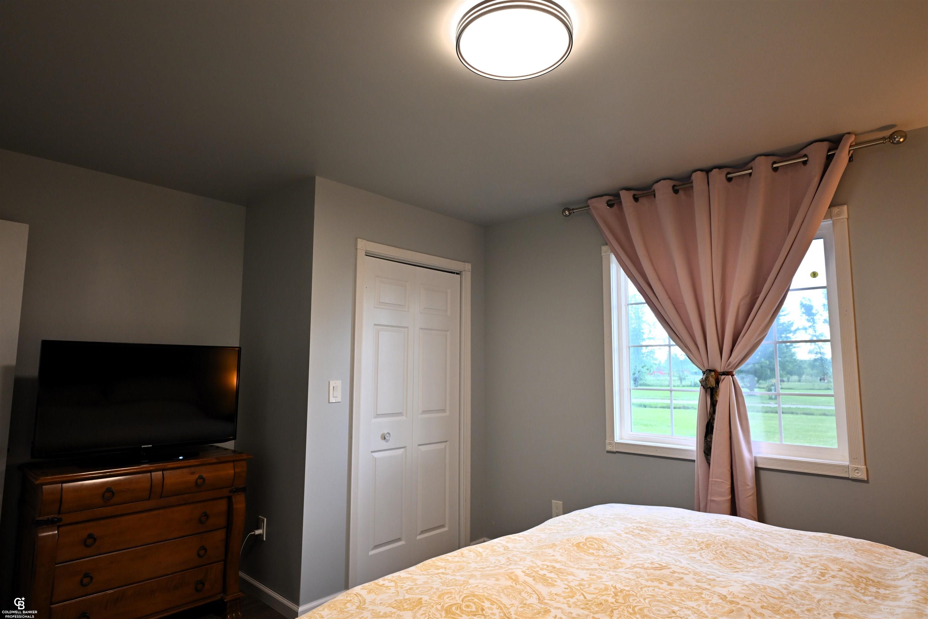 12072 Griffin Road Memphis, MI 48041 - Photo 13 of 28 50144726-3f710d2d-e2ca-48b0-928f-1a64cd81b08c.JPG