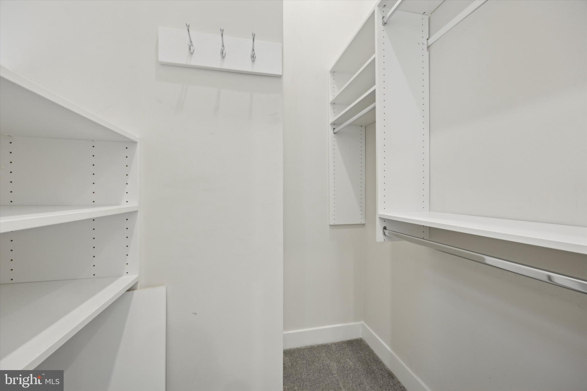 802 Sansom Street, Unit 403 Philadelphia, PA 19107 - Photo 14 of 15