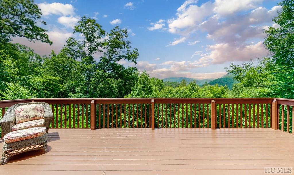 260 Deer Run Road Sapphire, NC 28774 - Photo 33 of 51 Gallery Image 33