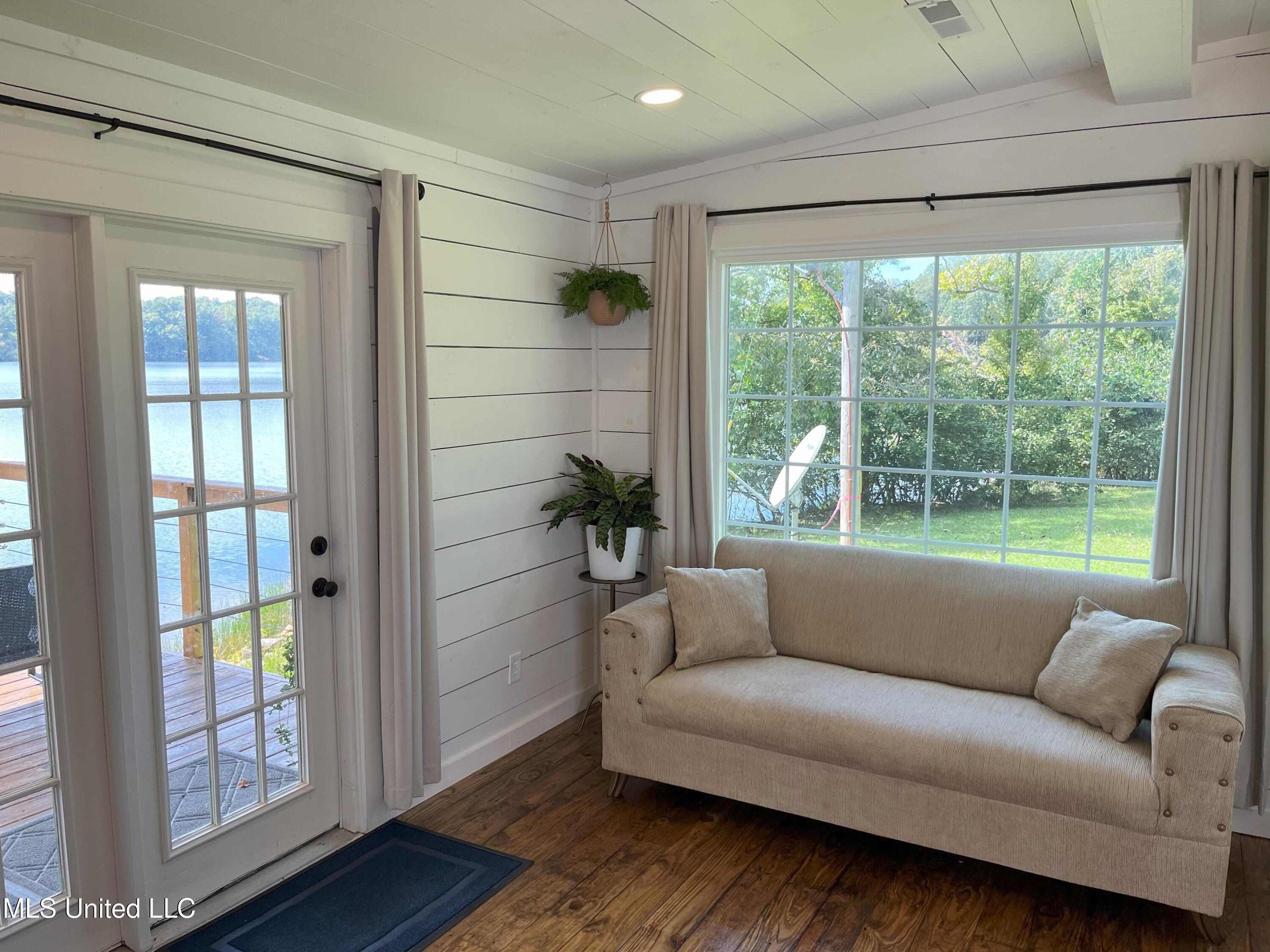 111 County Road, Unit 424D Ripley, MS 38663 - Photo 14 of 38 IMG_0134