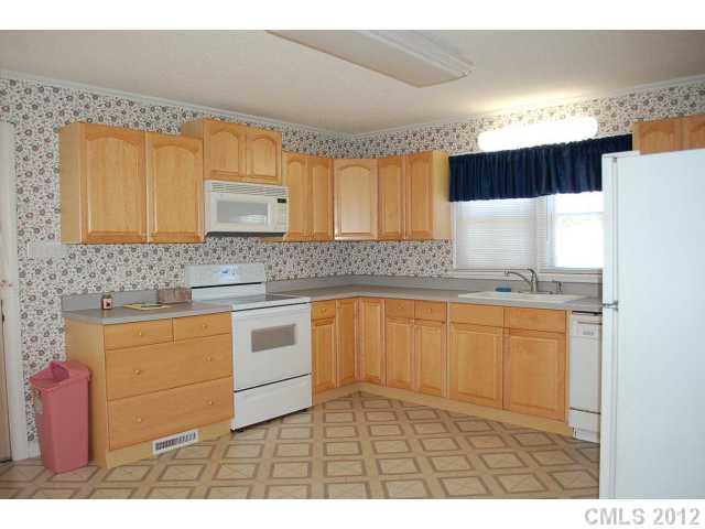 5060 Bringle Ferry Road Salisbury, NC 28146 - Photo 6 of 14 Gallery Image 6