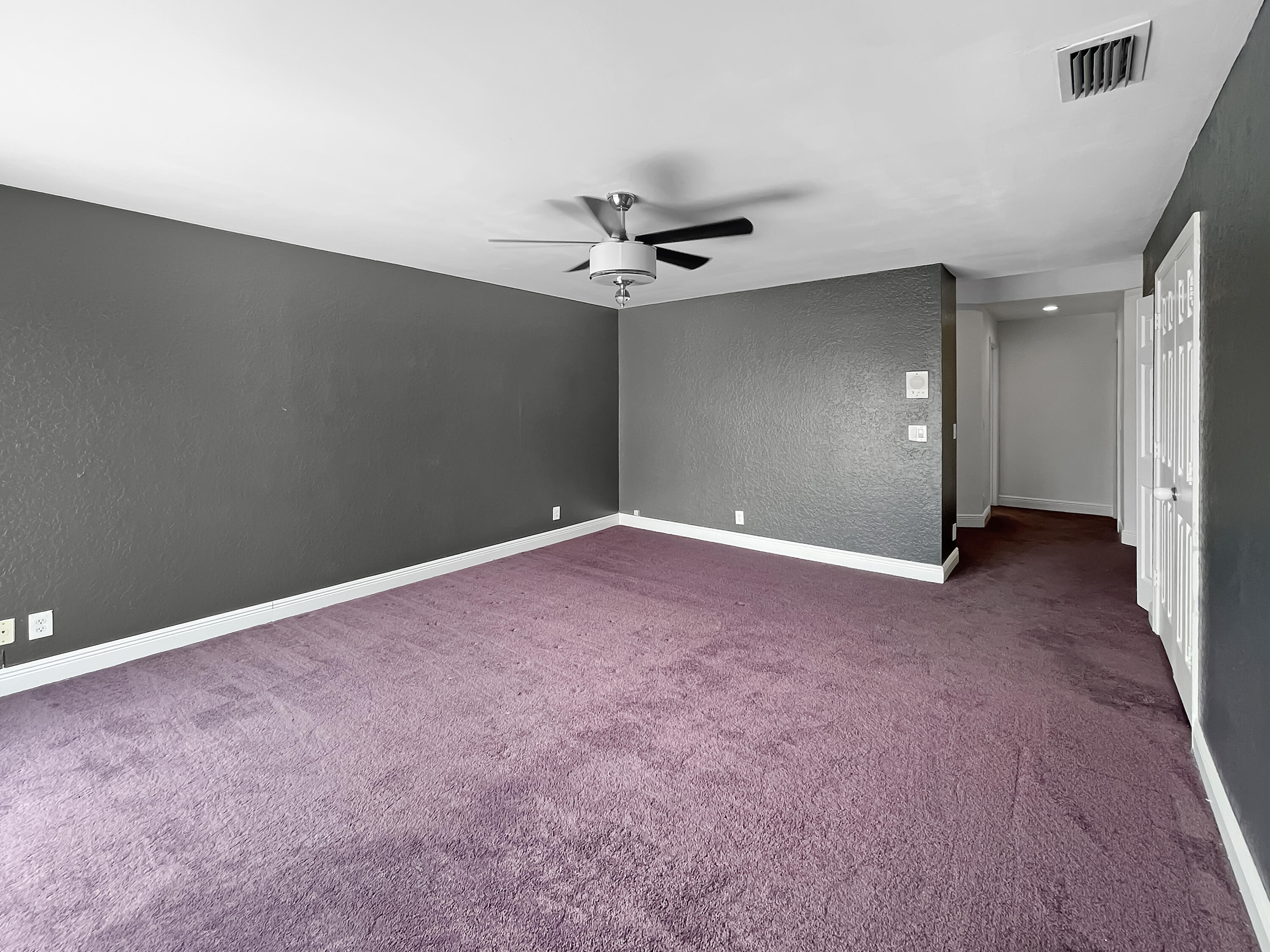 11292 Coral Key Drive Boca Raton, FL 33498 - Photo 24 of 50 Primary w/Balcony, En-Suite, 2 Walk-Ins