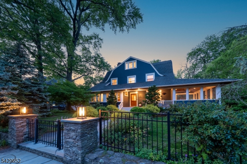 15 Brunswick Road Montclair, NJ 07042 - Photo 2 of 50
