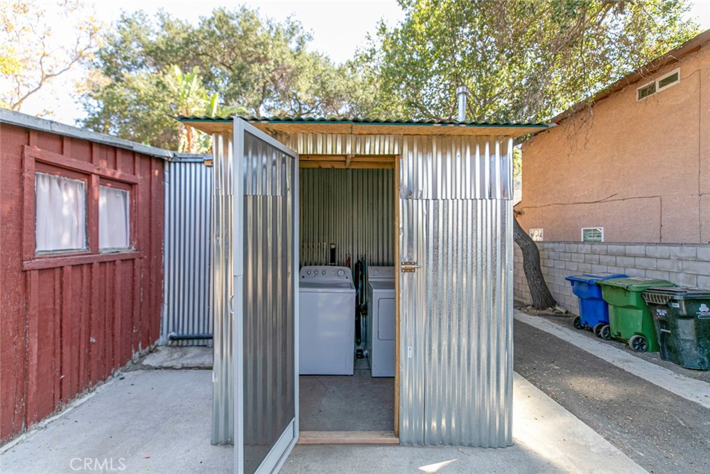 7553 McGroarty Street Tujunga, CA 91042 - Photo 19 of 38 a view of a house with an outdoor space