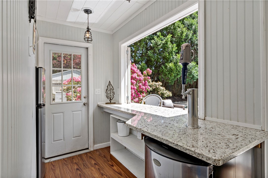 134 Wickham Road North Kingstown, RI 02852 - Photo 10 of 45