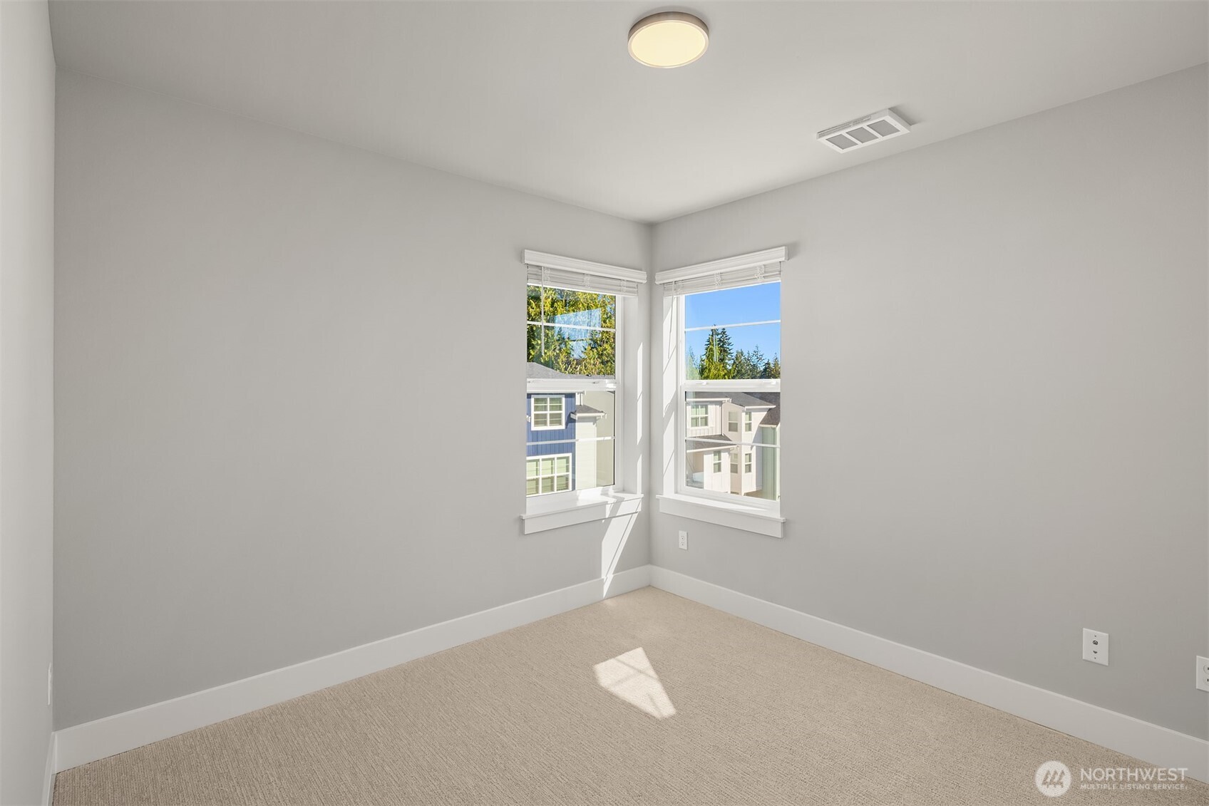 10 160th Place Southeast Bothell, WA 98012 - Photo 25 of 36 Gallery Image 25