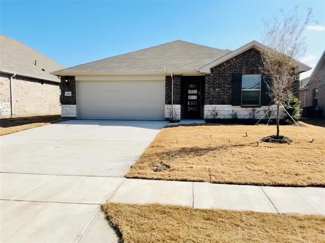 $2,400 | 1362 Los Olmos Lane, Crandall, TX 75114