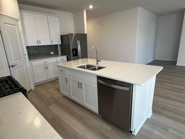 $2,400 | 1362 Los Olmos Lane, Crandall, TX 75114