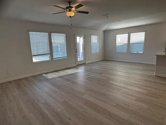 $2,400 | 1362 Los Olmos Lane, Crandall, TX 75114