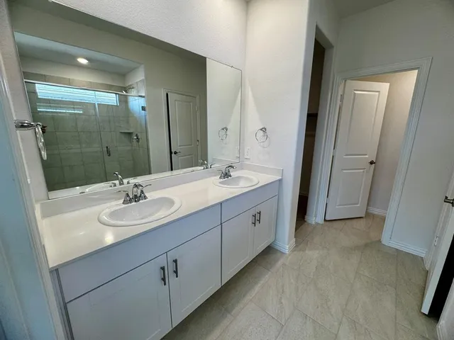 $2,400 | 1362 Los Olmos Lane, Crandall, TX 75114