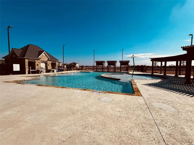 $2,400 | 1362 Los Olmos Lane, Crandall, TX 75114