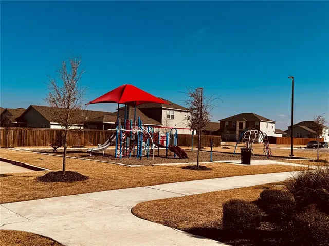 $2,400 | 1362 Los Olmos Lane, Crandall, TX 75114