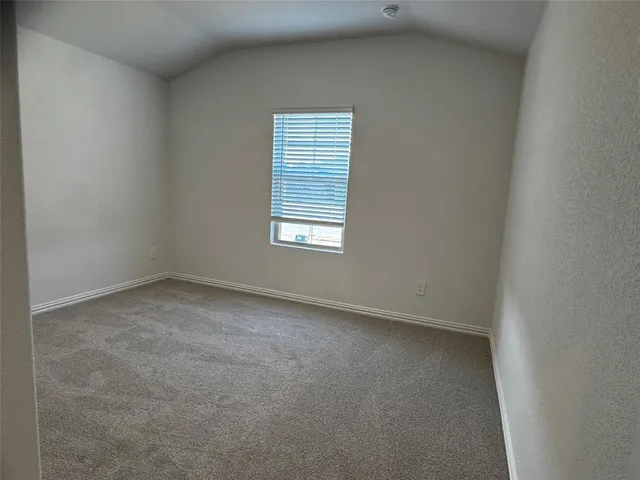 $2,400 | 1362 Los Olmos Lane, Crandall, TX 75114