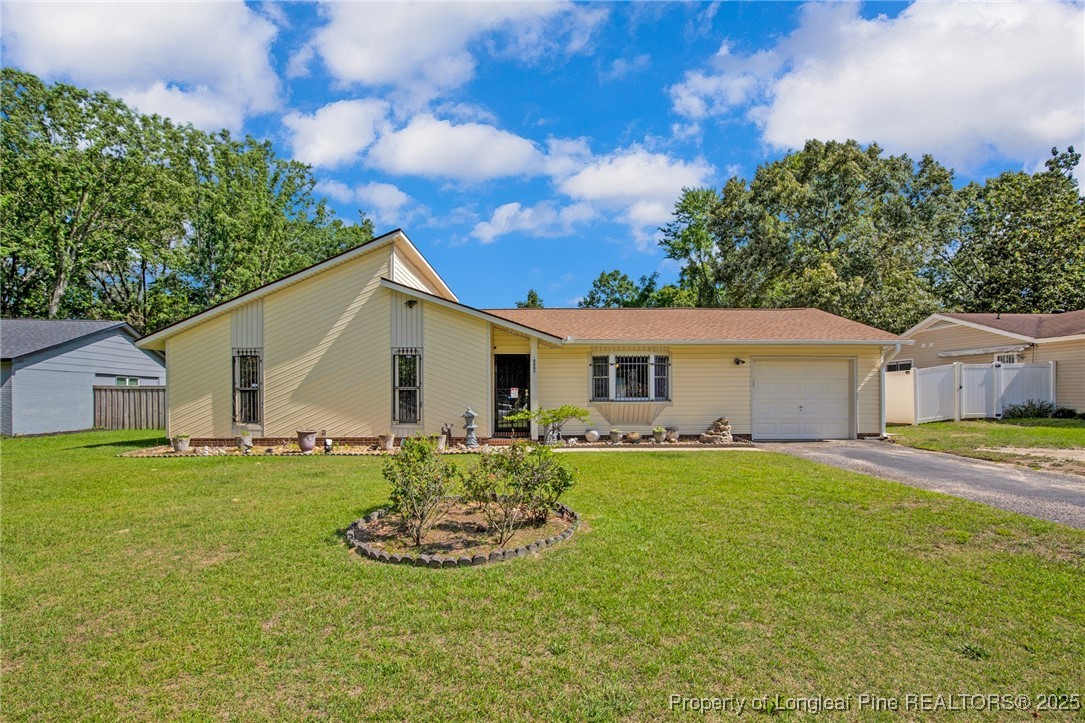 4809 Old Field Road Fayetteville, NC 28304 - Photo 1 of 31 Gallery Image 1