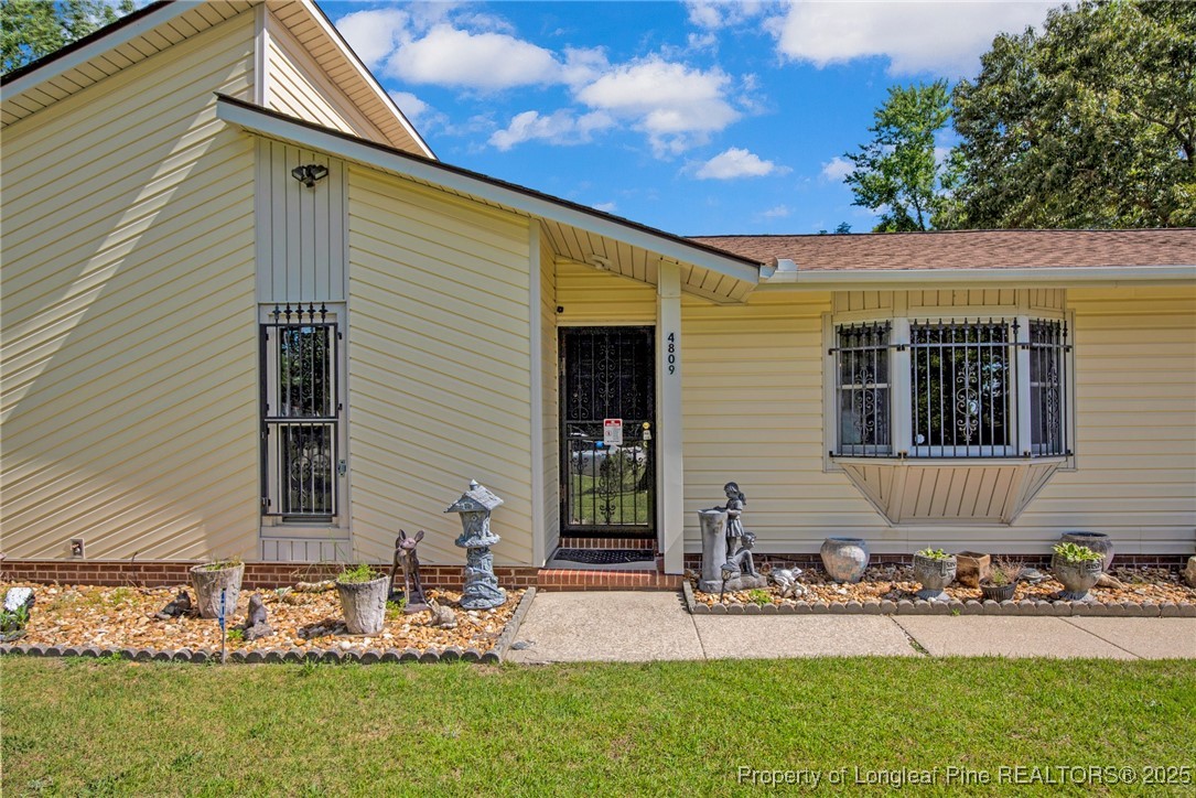 4809 Old Field Road Fayetteville, NC 28304 - Photo 4 of 31 Gallery Image 4