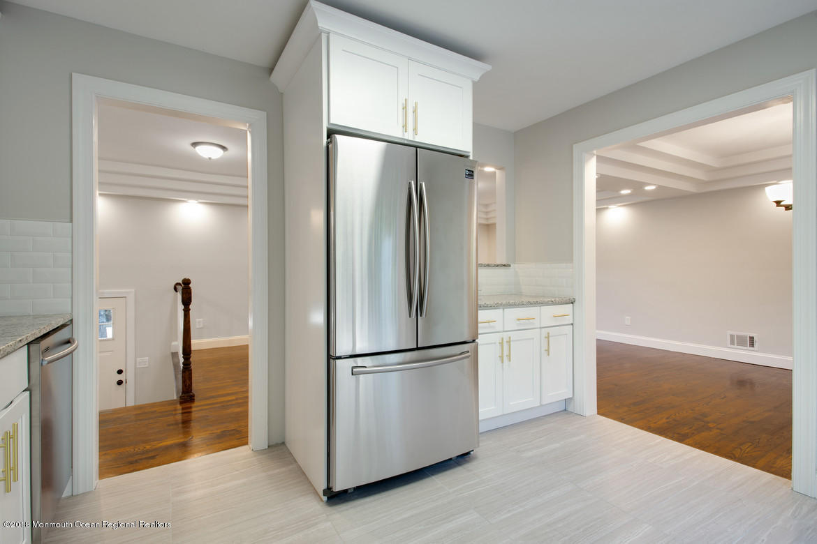494 Toms River Road Jackson, NJ 08527 - Photo 13 of 32 14Kitchen