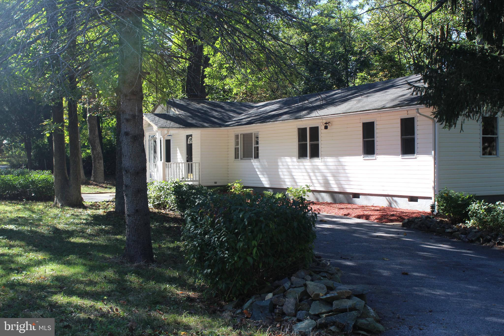 280 Chester Gap Road Chester Gap, VA 22623 - Photo 13 of 90 Gallery Image 13