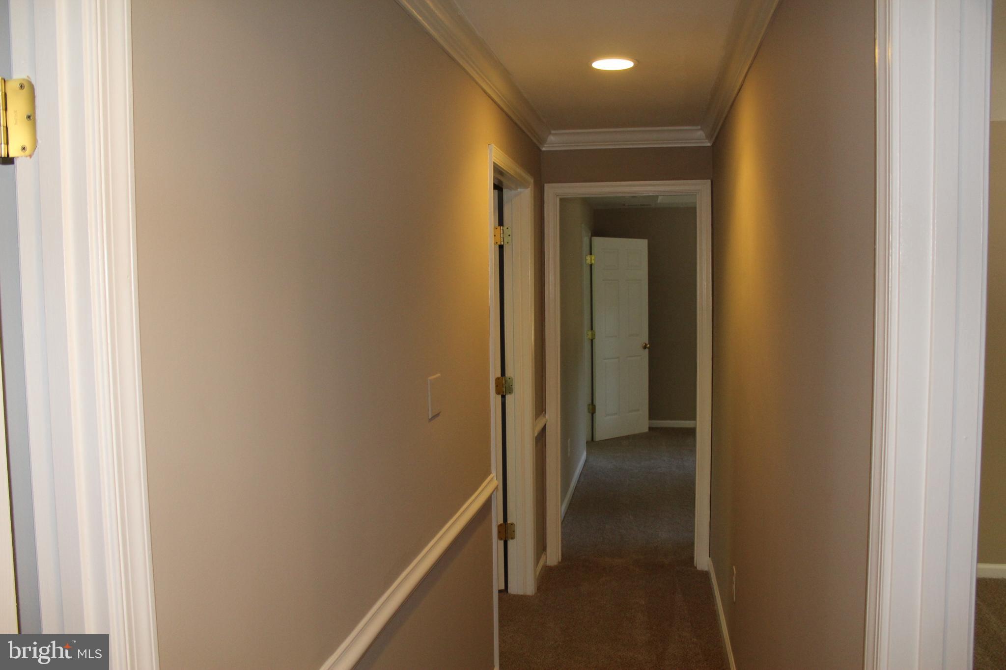 280 Chester Gap Road Chester Gap, VA 22623 - Photo 36 of 90 Hallway to bedrooms