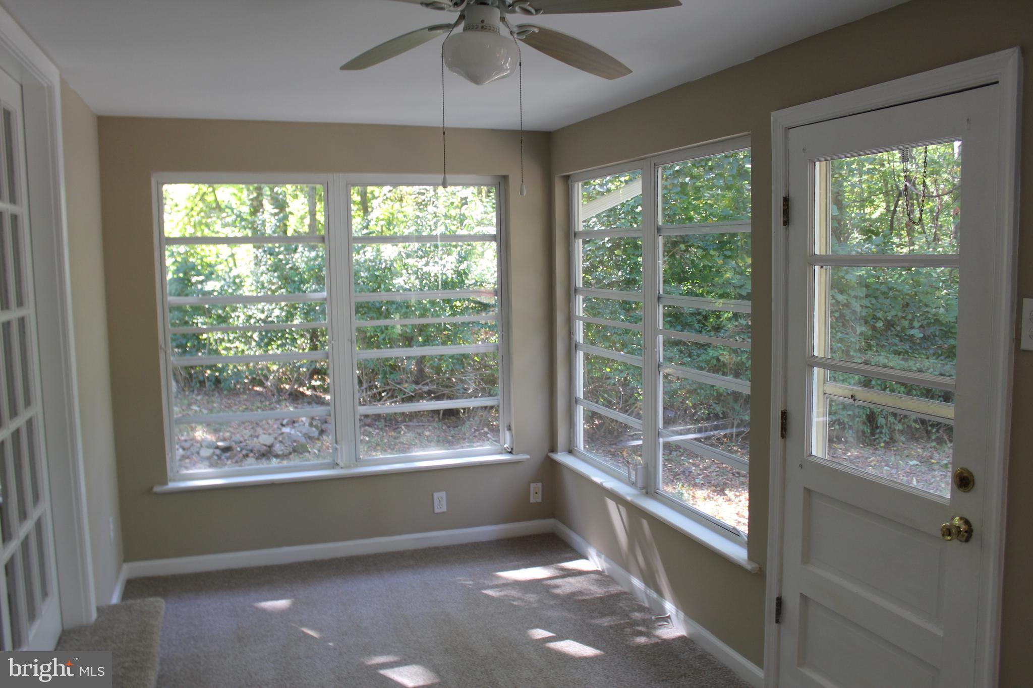280 Chester Gap Road Chester Gap, VA 22623 - Photo 48 of 90 Sunroom