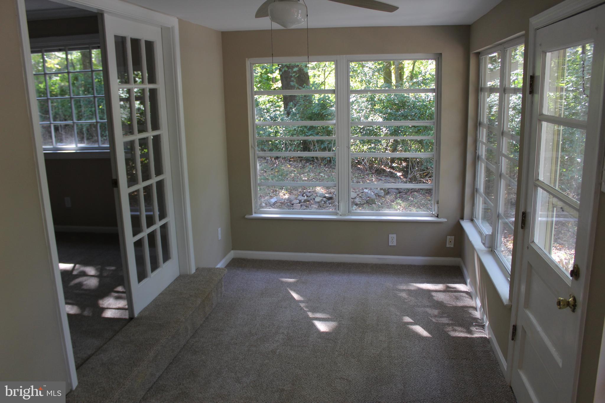 280 Chester Gap Road Chester Gap, VA 22623 - Photo 49 of 90 Sunroom