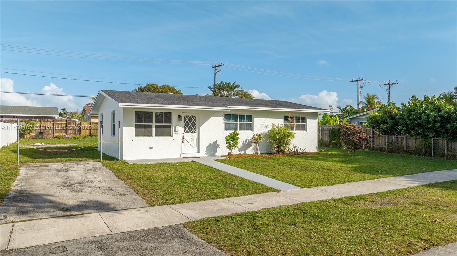 20105 Ranch Road Cutler Bay, FL 33189 - Photo 3 of 34 Gallery Image 3