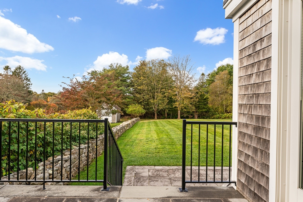 1815 Main Road Westport Point, MA 02791 - Photo 6 of 37