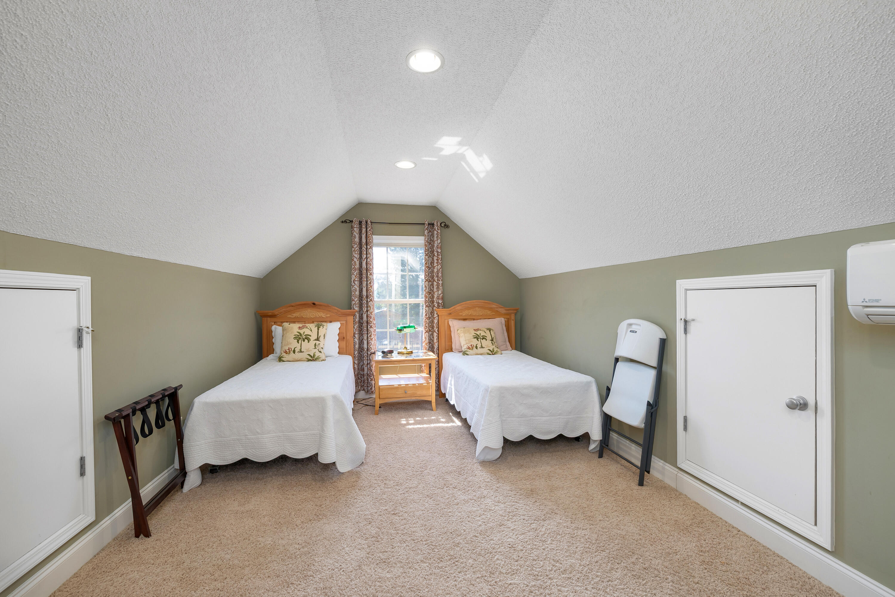 4220 Excursion Drive Dalzell, SC 29040 - Photo 18 of 37 24