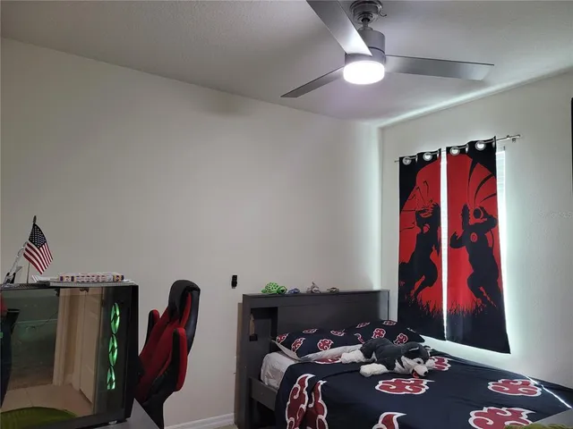 a view of a utility room