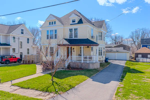 $285,000 | 504 Stilson Street, Earlville, IL 60518