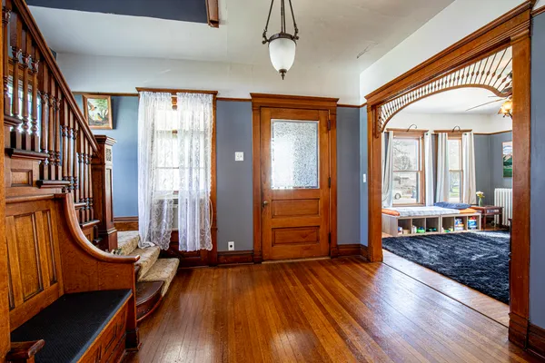 $285,000 | 504 Stilson Street, Earlville, IL 60518