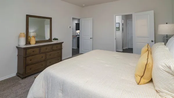 $284,990 | 1006 Barton Drive, Ennis, TX 75119