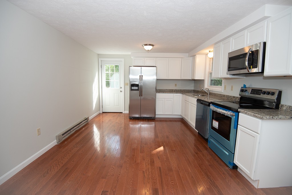 29 New Boston Road Dudley, MA 01571 - Photo 4 of 28 Gallery Image 4