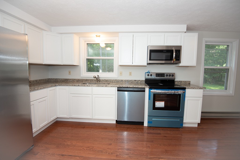 29 New Boston Road Dudley, MA 01571 - Photo 7 of 28 Gallery Image 7