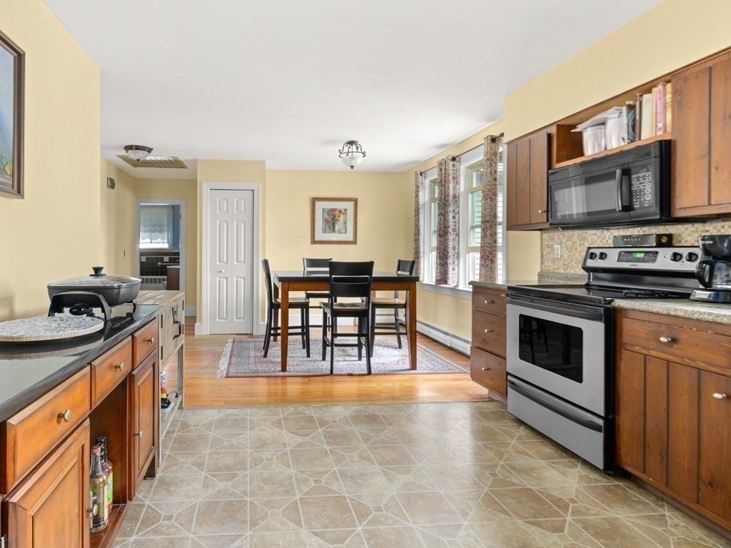 239 George Waterman Road Johnston, RI 02919 - Photo 13 of 21