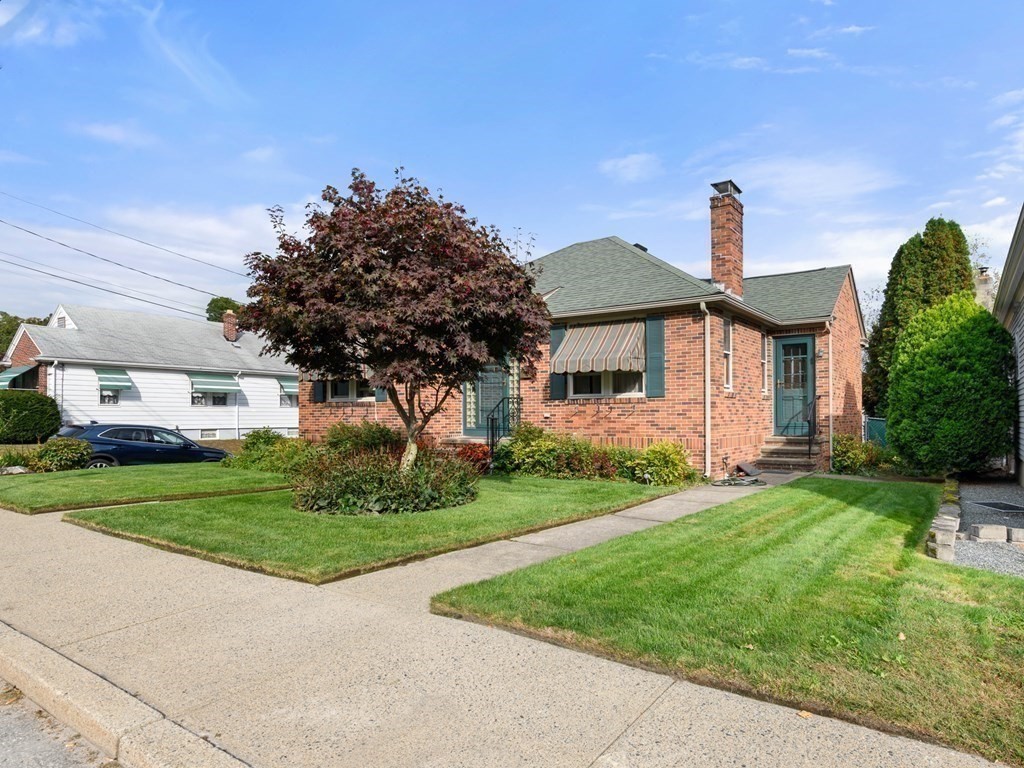 239 George Waterman Road Johnston, RI 02919 - Photo 3 of 21